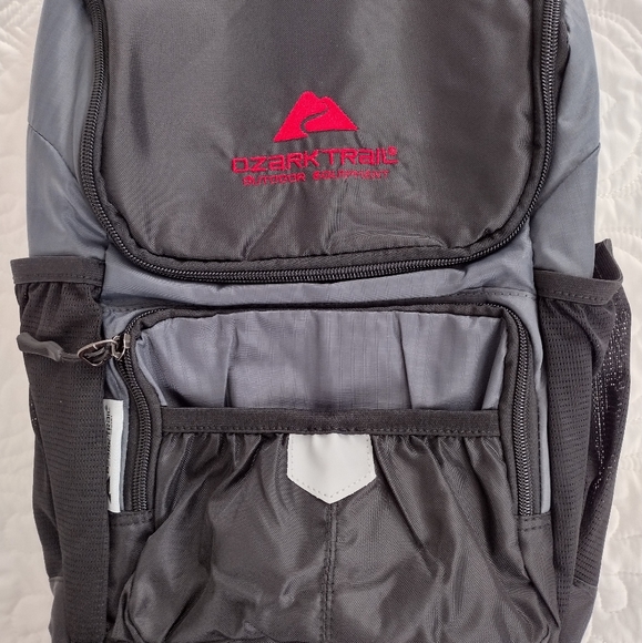 Ozark Trail Bags Nwt Ozark Trail 24 Can Thermal Insulated Cooler Backpack Poshmark